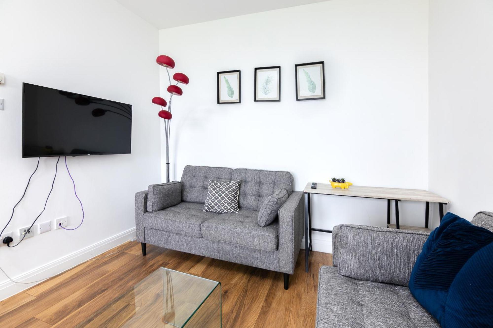Spacious Apartment Close To City Centre With Free Secure Parking Leeds  Zewnętrze zdjęcie